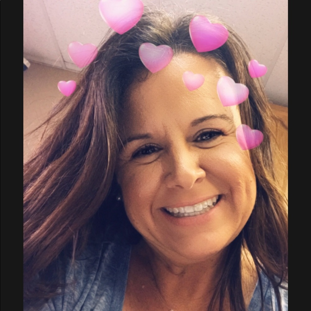 Meet your Posher, Regina